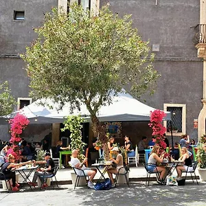 https://finestre-sul-teatro.sicilyhotelsitaly.net